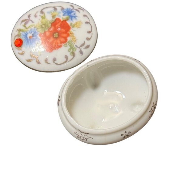 Vintage Japanese Porcelain Footed Trinket Box With Floral Design & Gem Accent - Picture 3 of 6